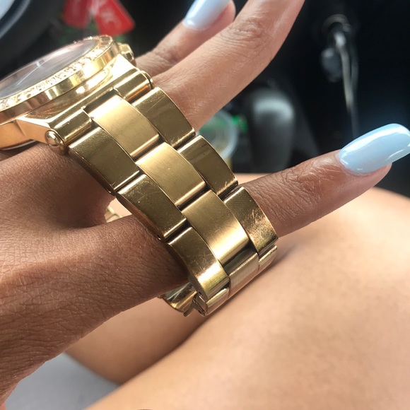 Michael Kors Women’s Watch - Picture 5 of 6